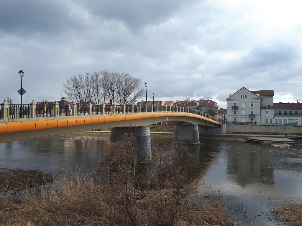 Piastowski Bridge (Source: Google Maps)