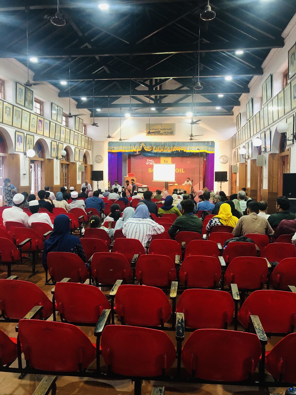 Kozhikode Town Hall (Source: Google Maps)