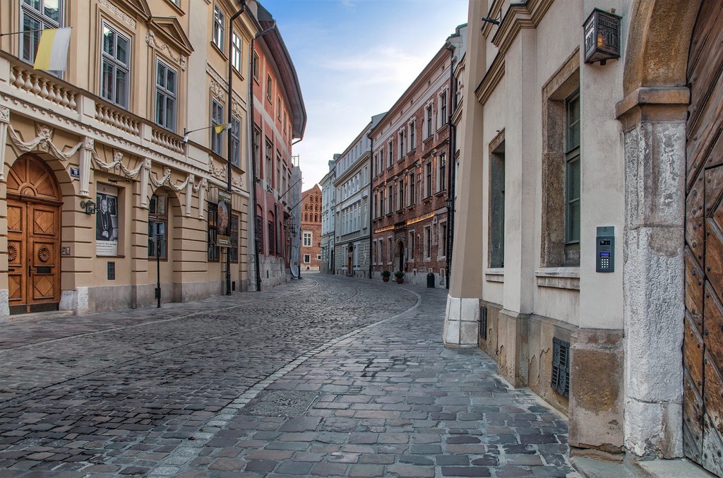 Kanonicza Street (Source: Google Maps)