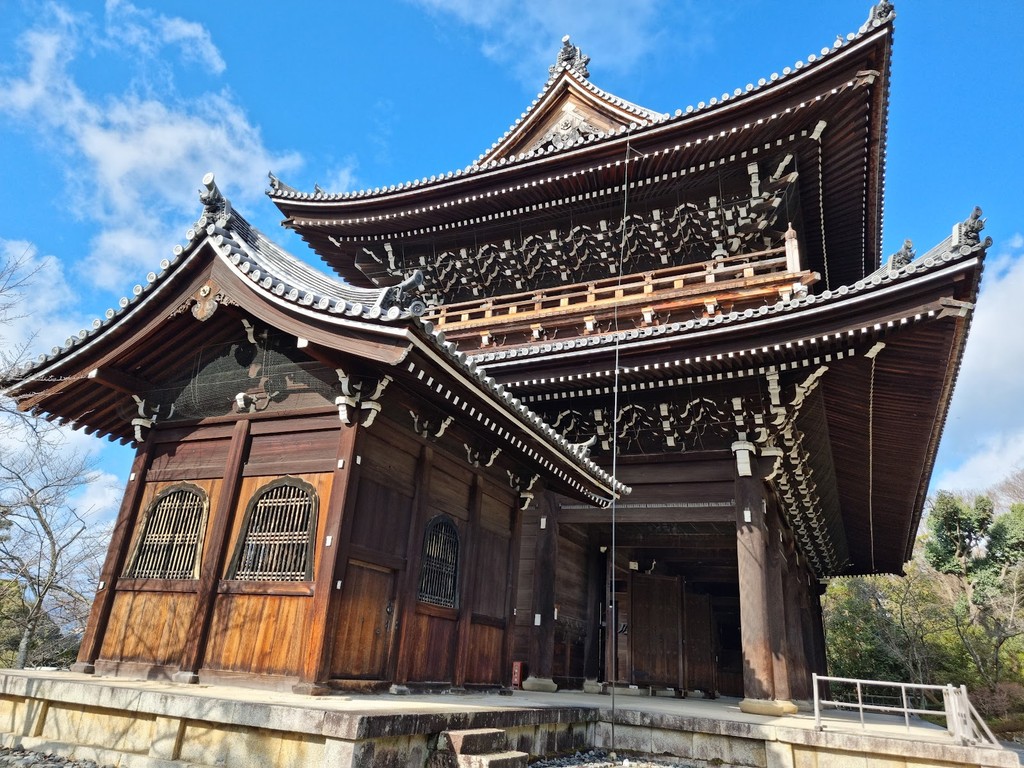 Chion-in Temple (Source: Google Maps)