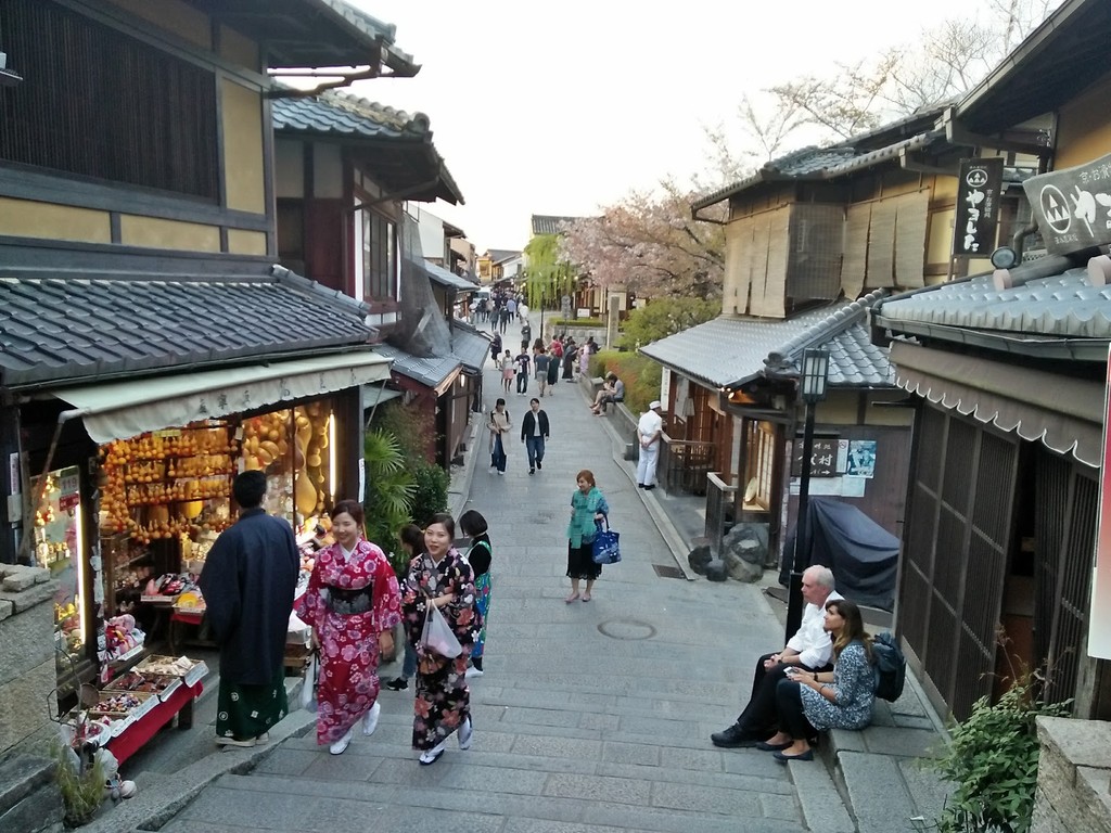 Sannenzaka and Ninenzaka (Source: Google Maps)