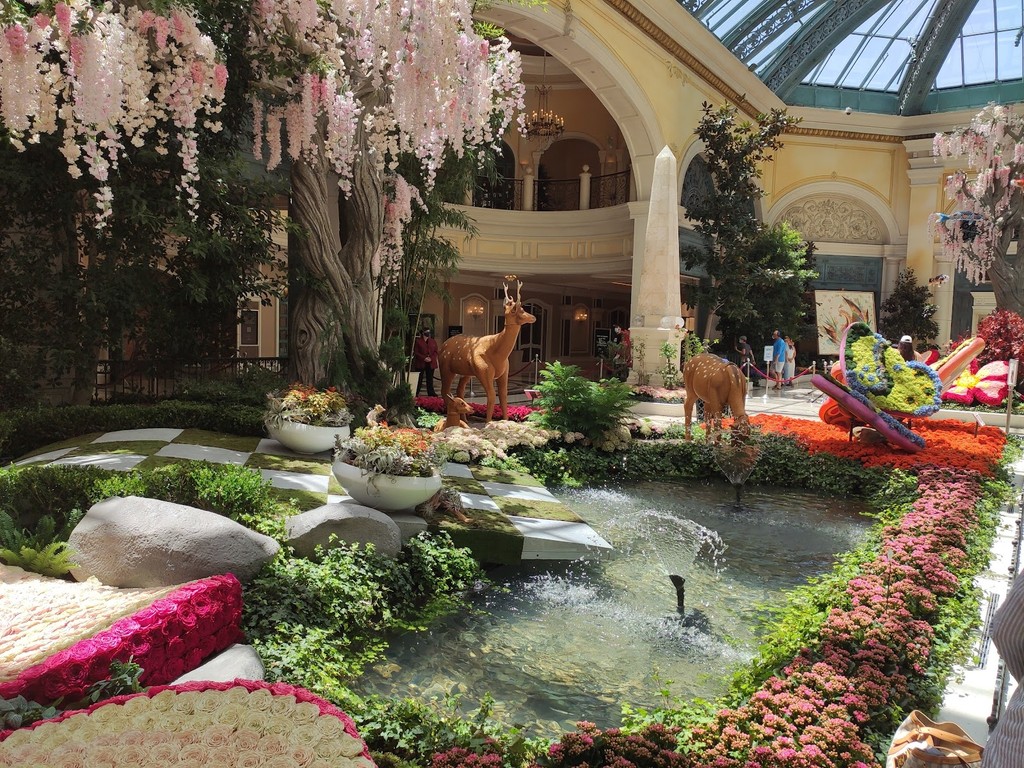 Bellagio Conservatory & Botanical Gardens (Source: Google Maps)