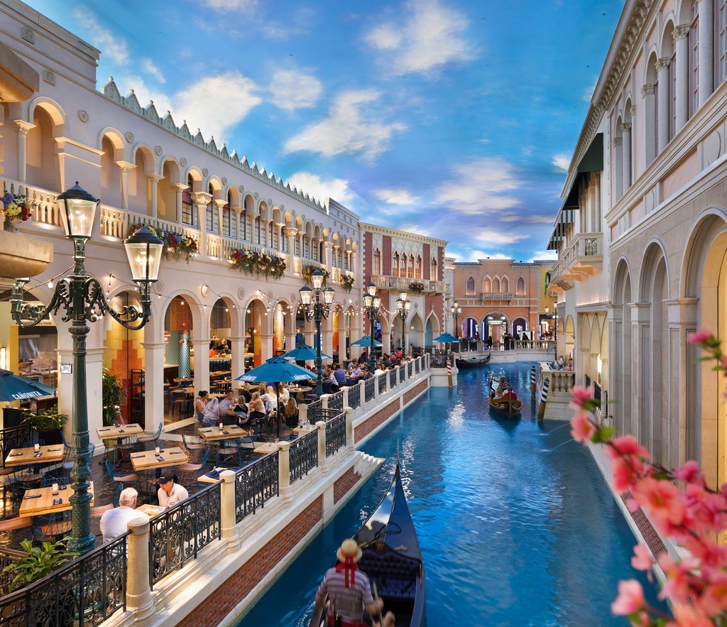 The Venetian and Grand Canal Shoppes (Source: Google Maps)