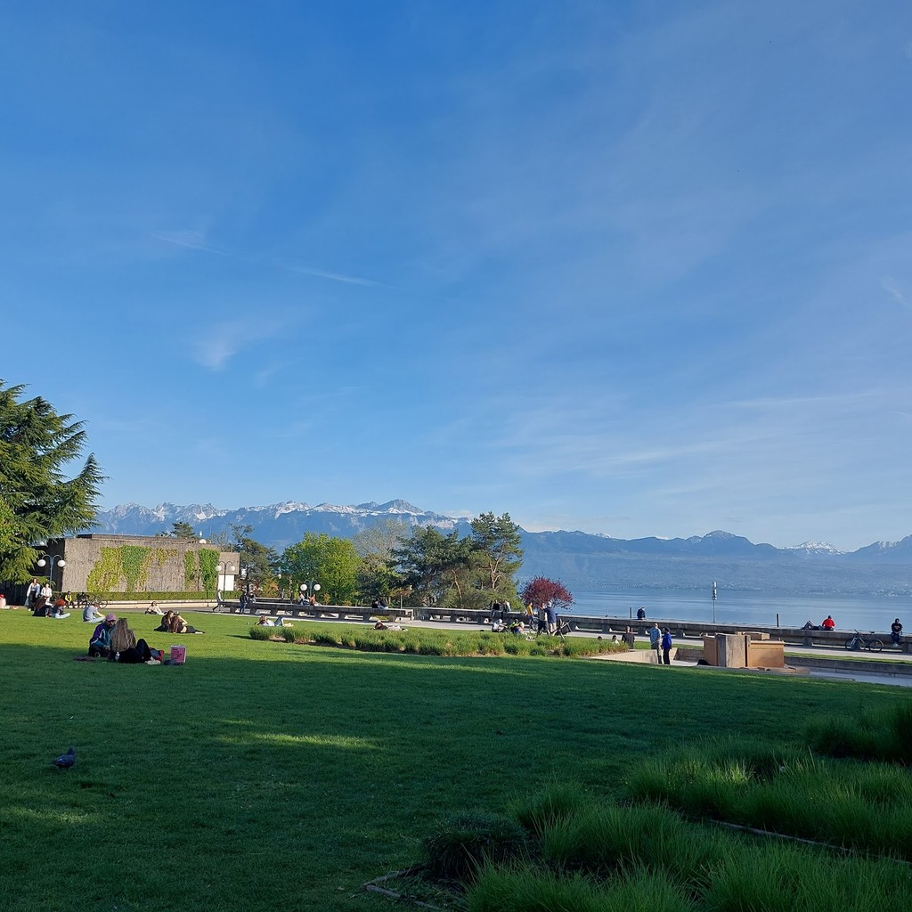 Esplanade de Montbenon (Source: Google Maps)