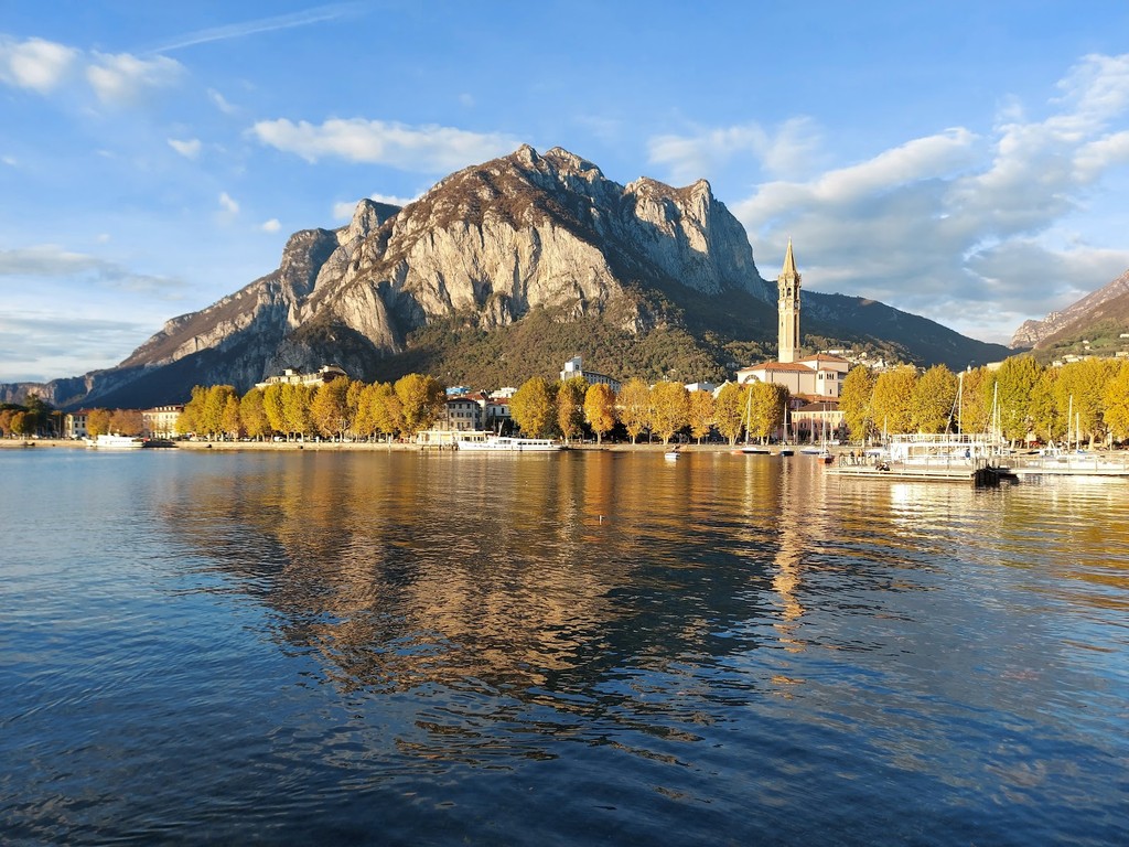 Lungolago di Lecco (Source: Google Maps)
