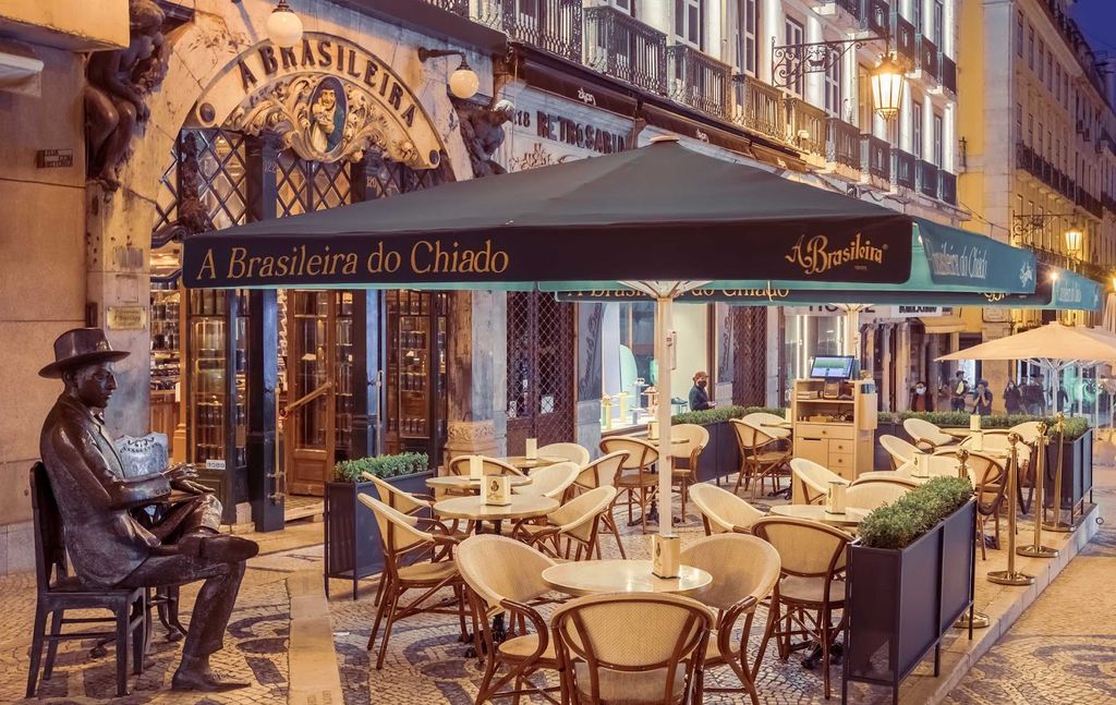 Café A Brasileira (Source: Google Maps)