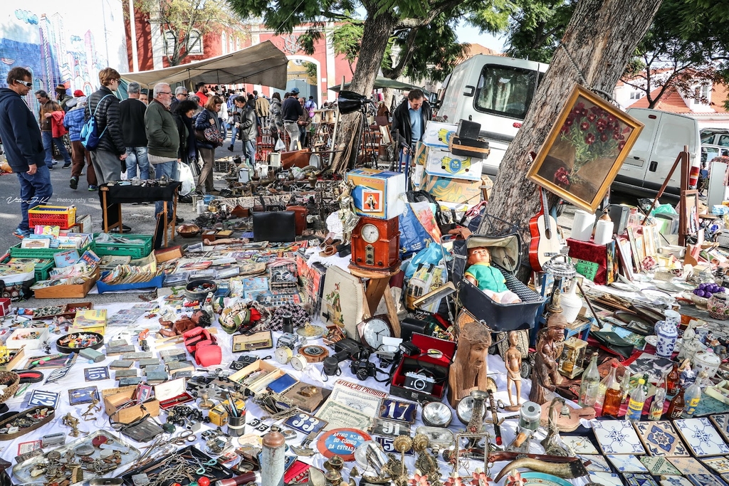 Feira da Ladra (Source: Google Maps)