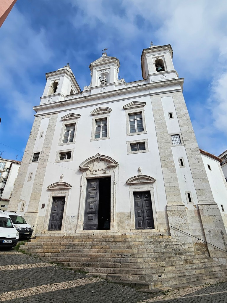 Igreja de São Miguel (Source: Google Maps)