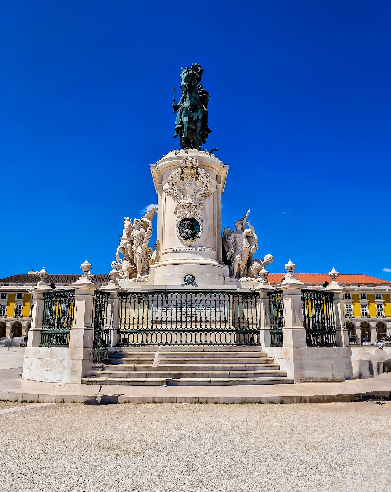 Praça do Comércio (Source: Google Maps)