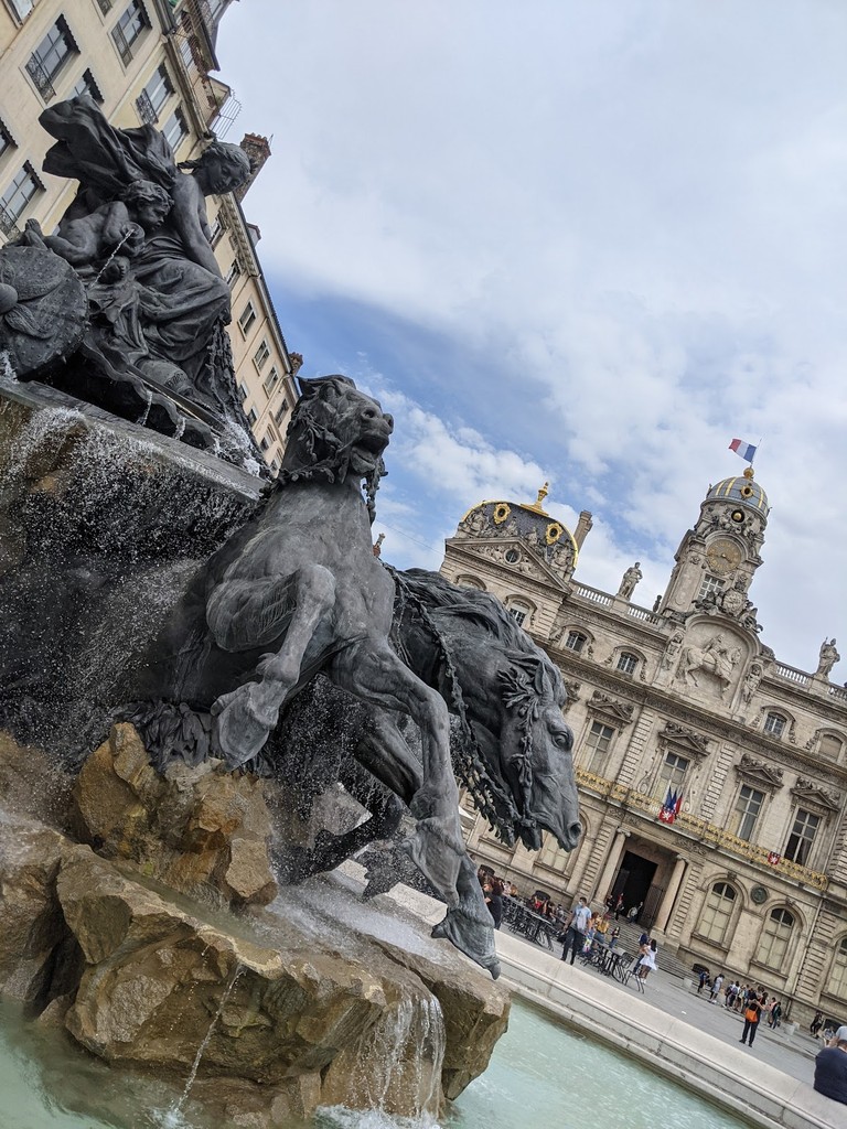 Place des Terreaux (Source: Google Maps)