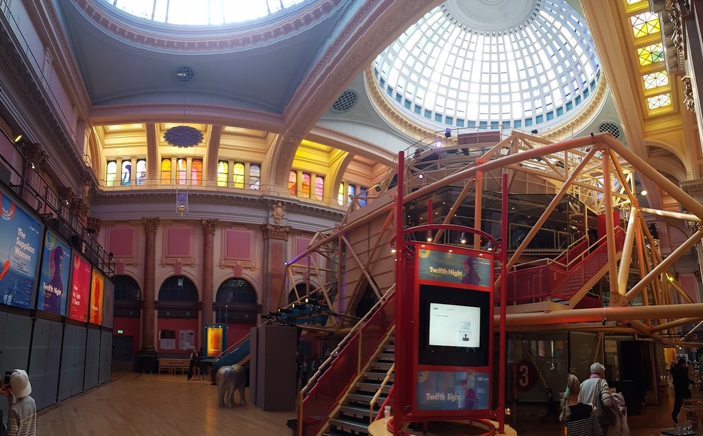 The Royal Exchange Theatre (Source: Google Maps)
