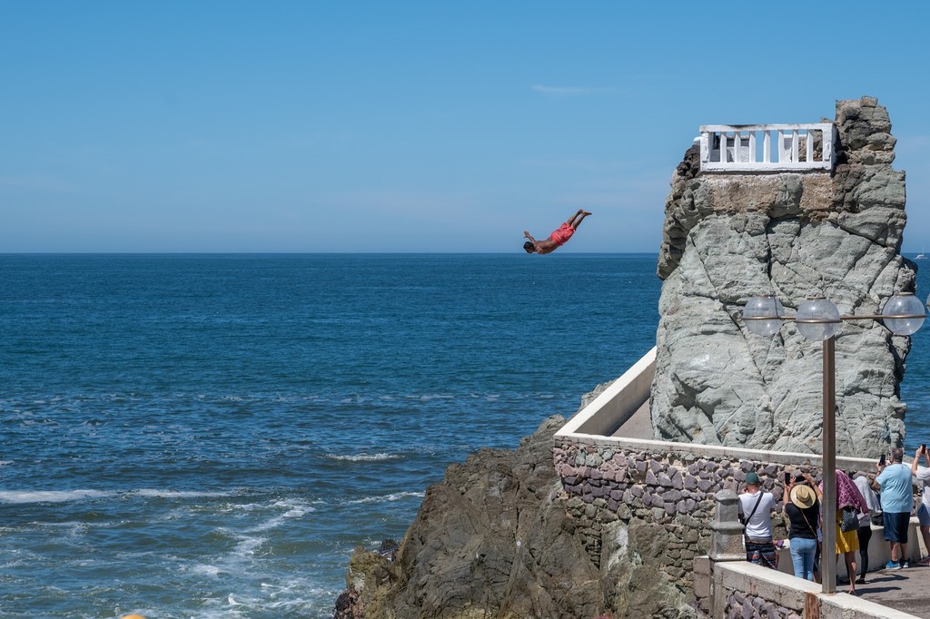 The Cliff Divers (Source: Google Maps)