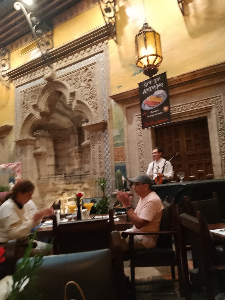 Sanborns Café (within Casa de los Azulejos) (Source: Google Maps)