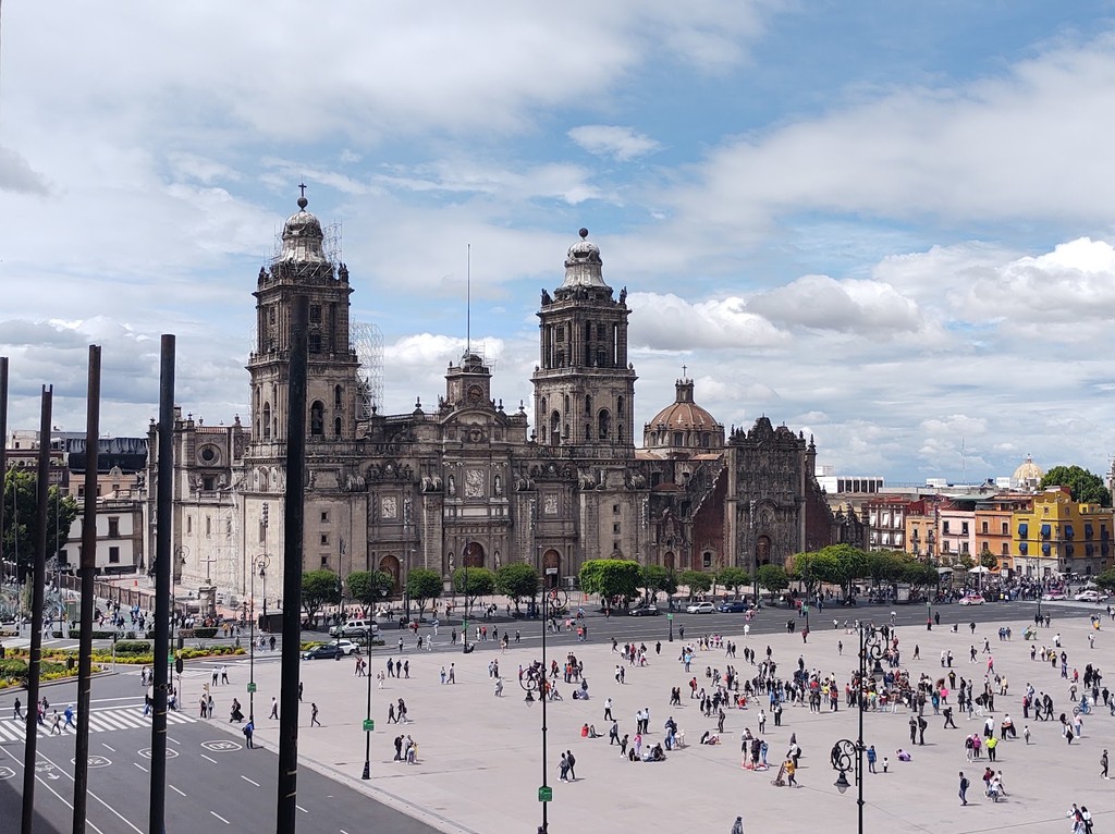 Zócalo (Plaza de la Constitución) (Source: Google Maps)