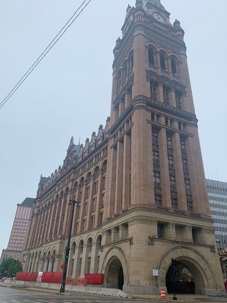 Milwaukee City Hall (Source: Google Maps)