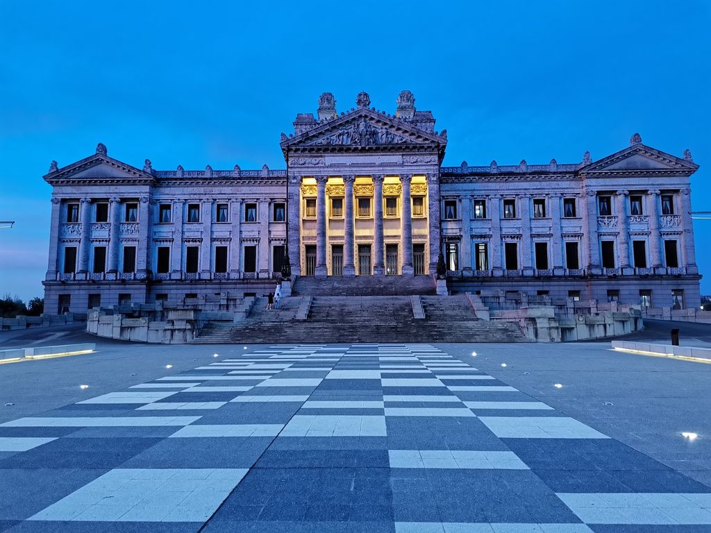 Palacio Legislativo (Source: Google Maps)