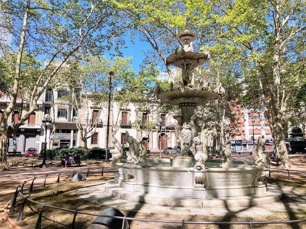 Plaza Matriz (Plaza Constitución) (Source: Google Maps)