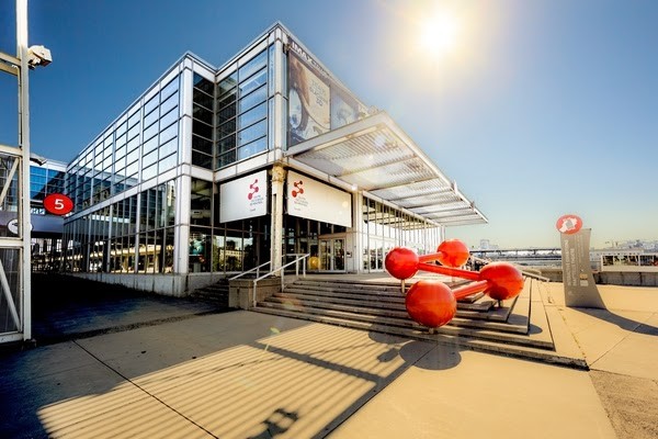 Montreal Science Centre (Source: Google Maps)