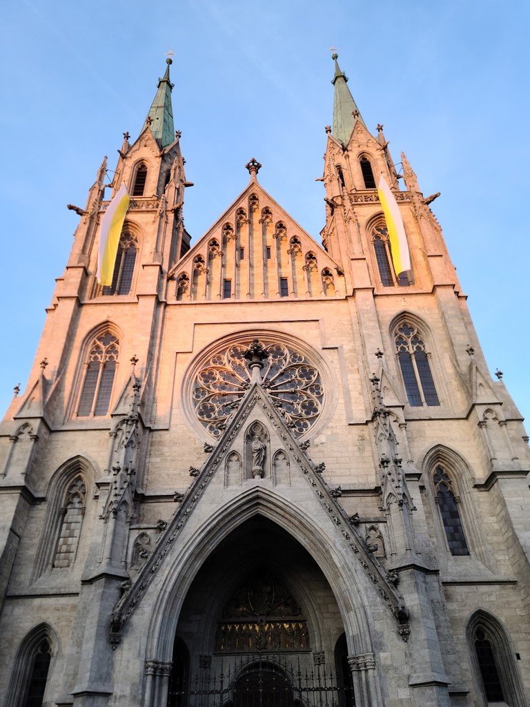 St. Paul's Church (St. Paulskirche) (Source: Google Maps)