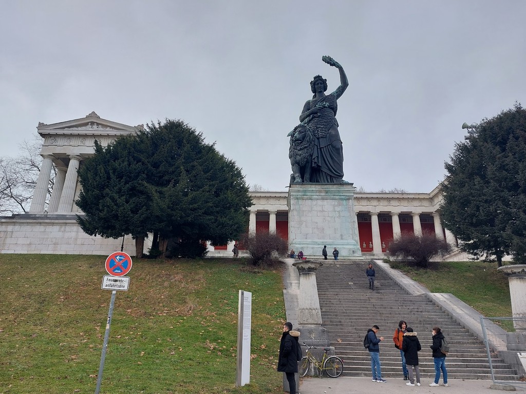 Theresienwiese (Source: Google Maps)