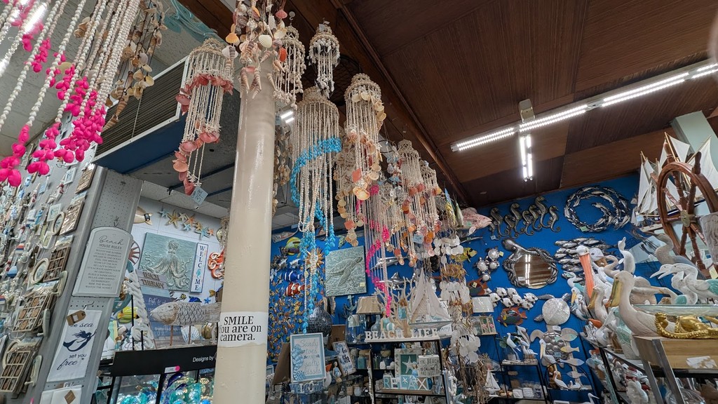 Gay Dolphin Gift Cove (Source: Google Maps)
