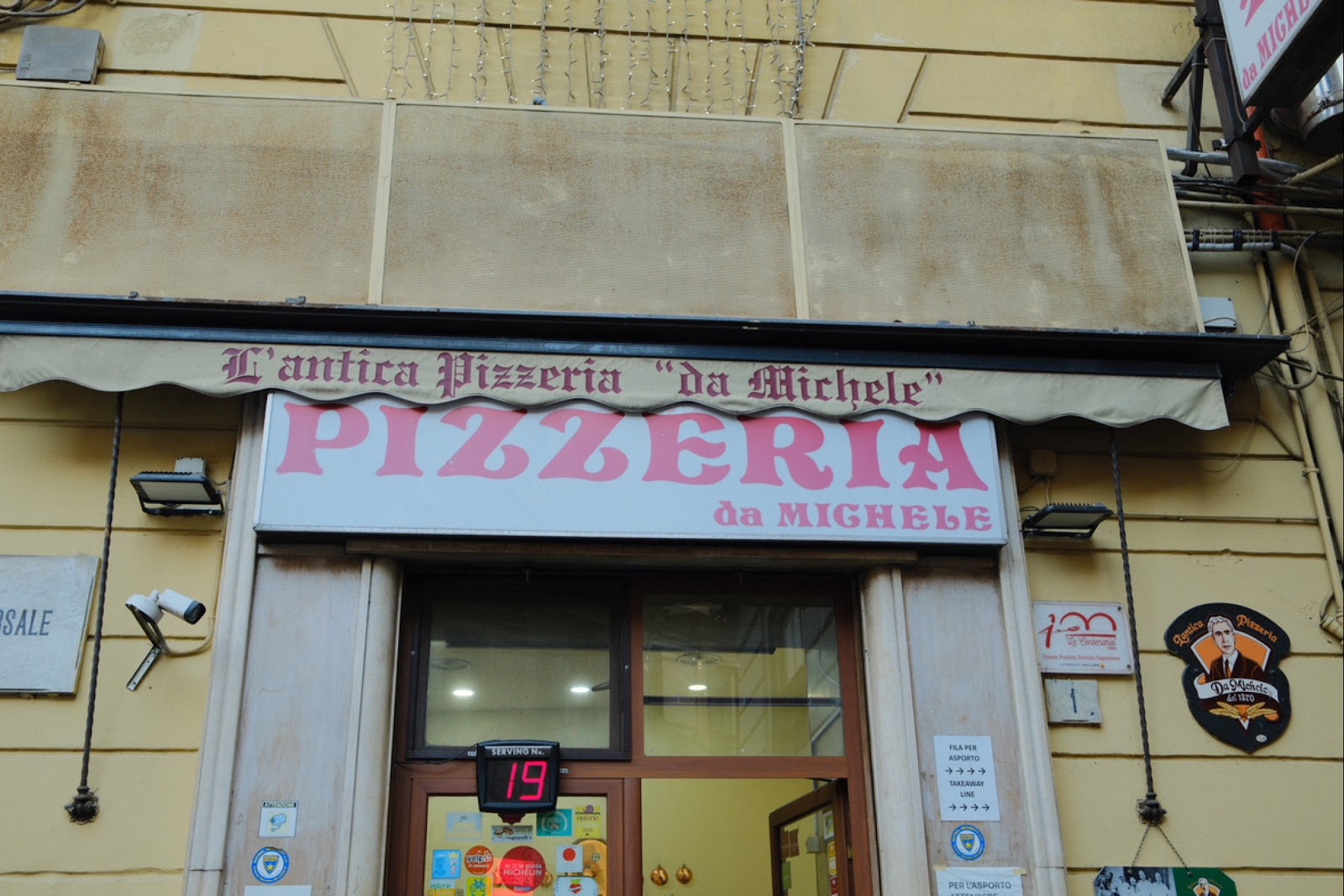 Pizzeria Da Michele (Source: Google Maps)