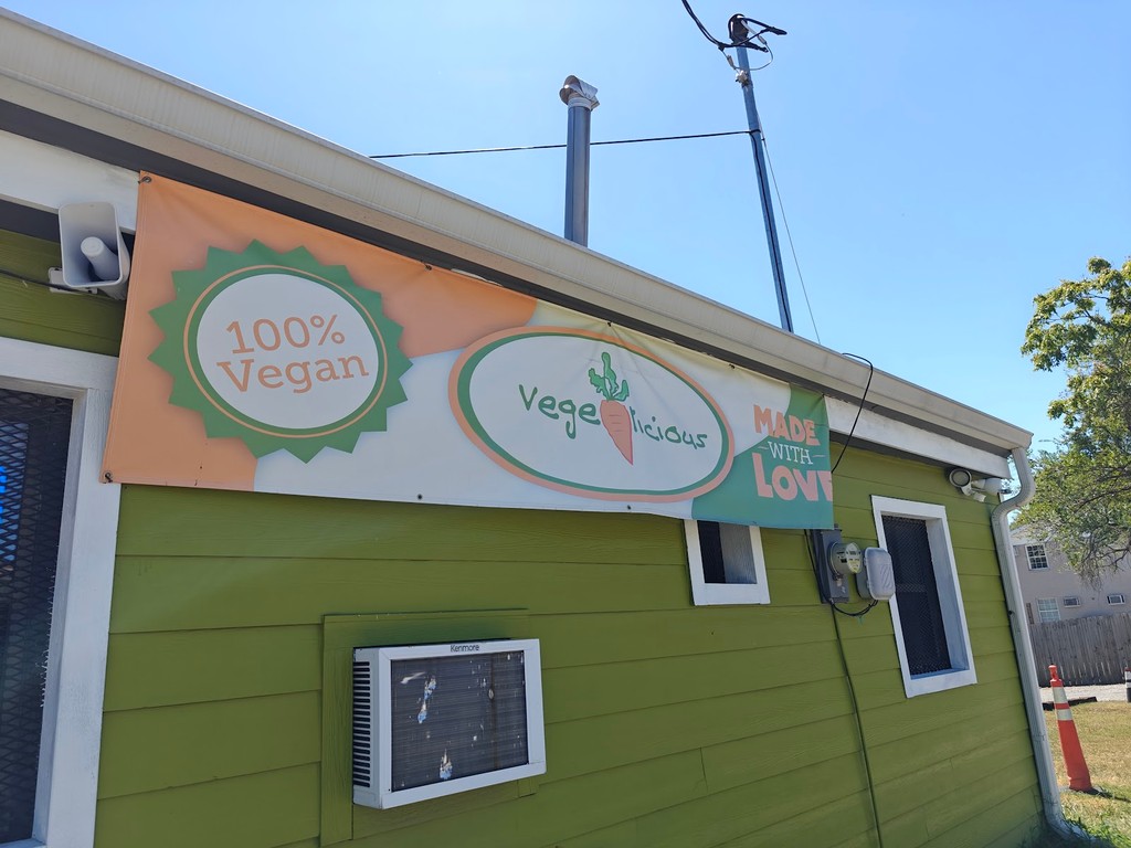Vege-licious Cafe (Source: Google Maps)