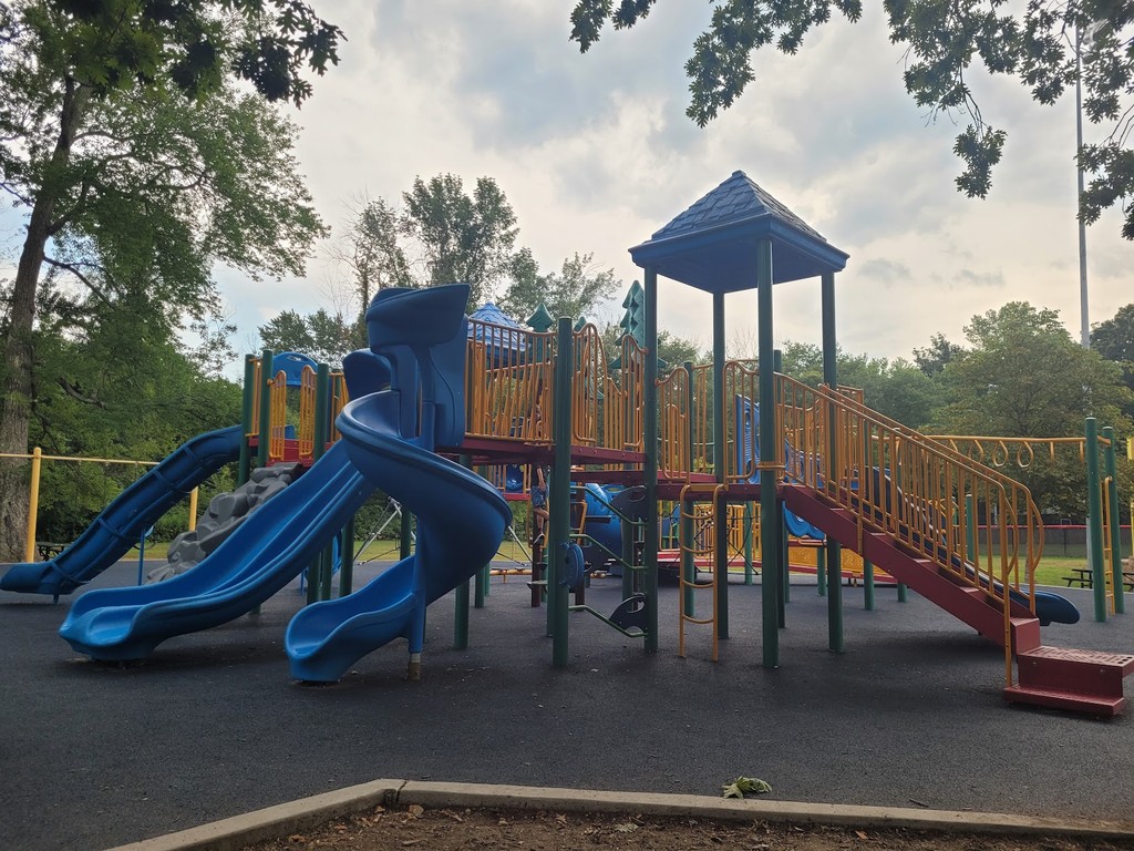 Mead Memorial Park (Source: Google Maps)