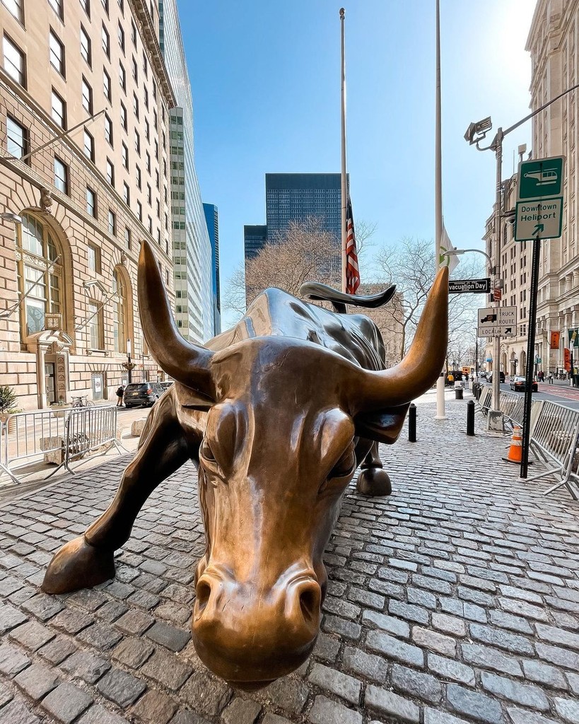 Charging Bull (Source: Google Maps)