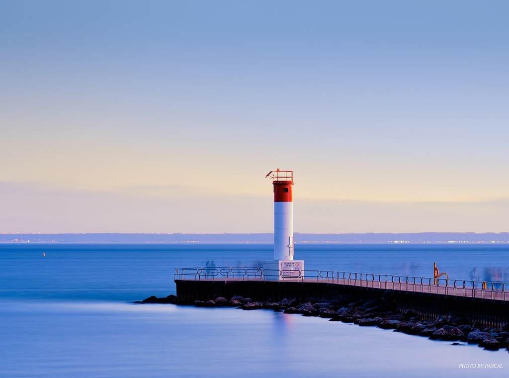 Oakville Lighthouse (Source: Google Maps)
