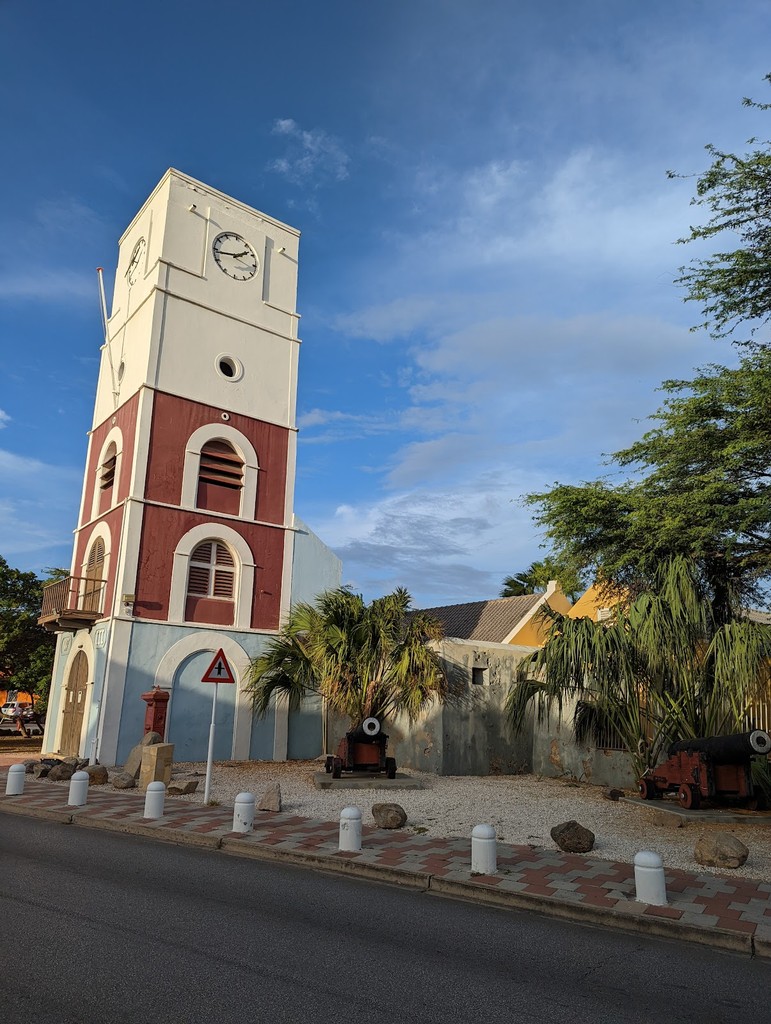Fort Zoutman and Willem III Tower (Source: Google Maps)
