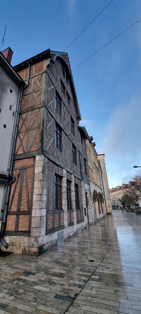 Maison de Jeanne d'Arc (Source: Google Maps)
