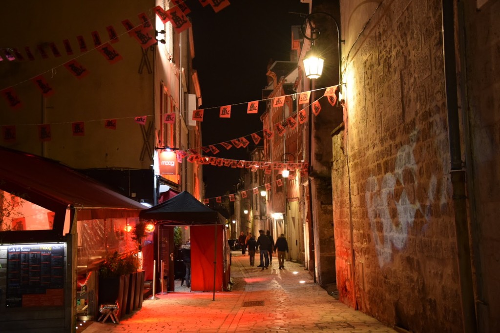 Rue de Bourgogne (Source: Google Maps)