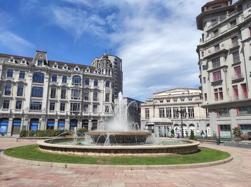 Plaza de la Escandalera (Source: Google Maps)
