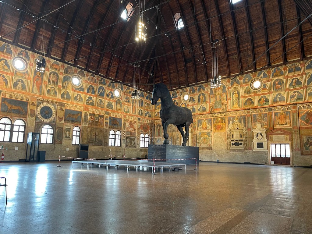 Palazzo della Ragione (Source: Google Maps)