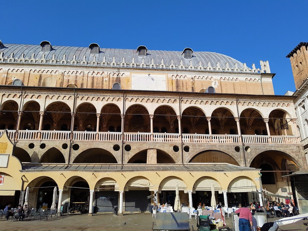 Palazzo della Ragione (Source: Google Maps)