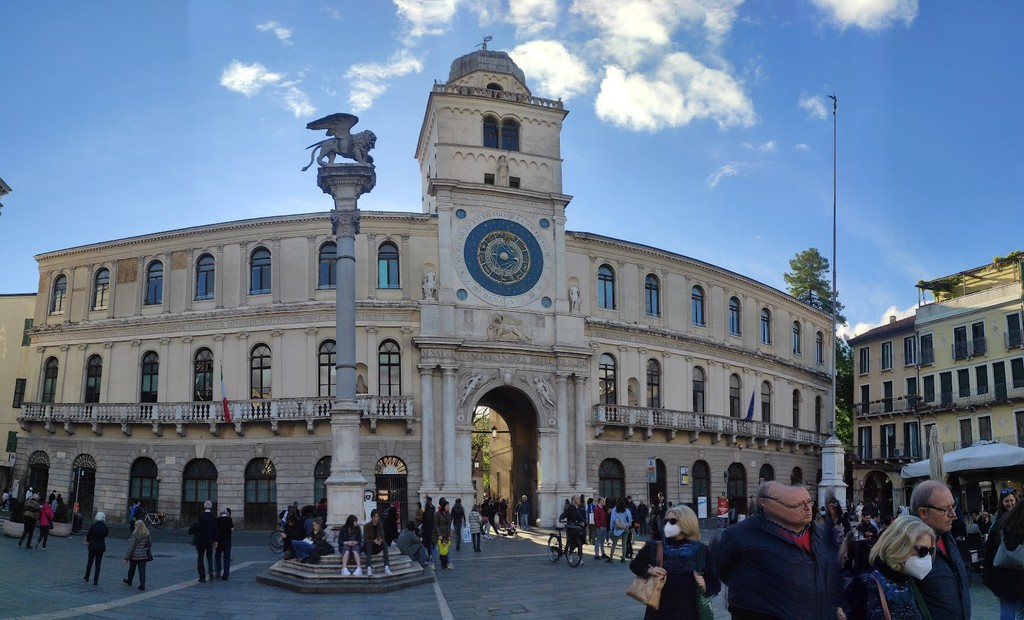 Piazza dei Signori (Source: Google Maps)