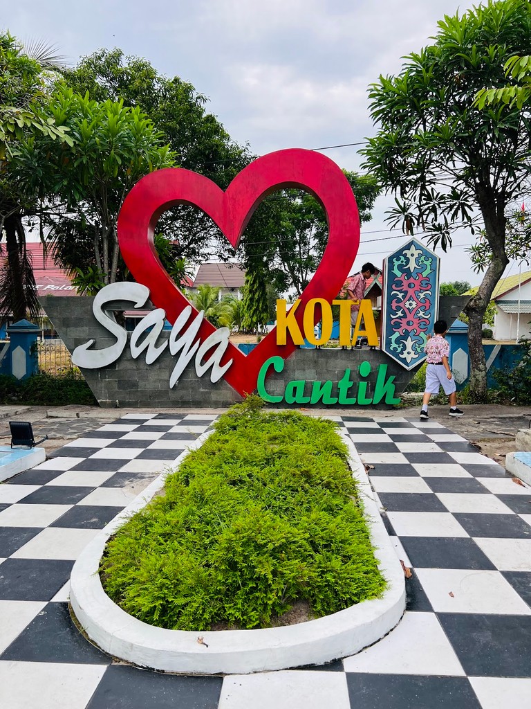 Taman Palangka Raya Kota Cantik (Source: Google Maps)