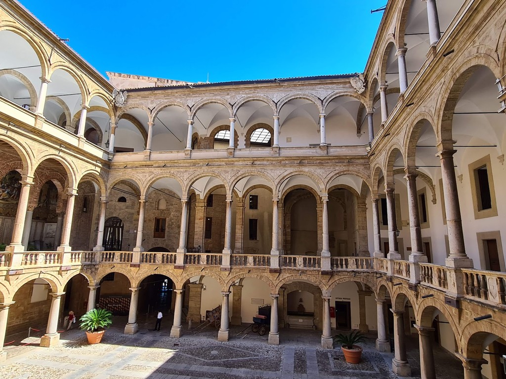 Palazzo dei Normanni (Palace of the Normans) (Source: Google Maps)