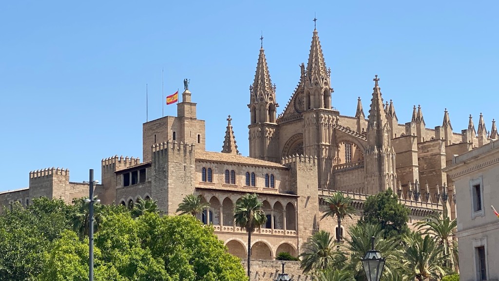 Almudaina Palace (Source: Google Maps)