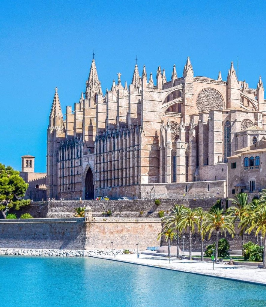 La Seu (Cathedral of Santa Maria of Palma) (Source: Google Maps)