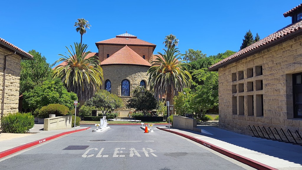 Stanford University Main Quad (Source: Google Maps)