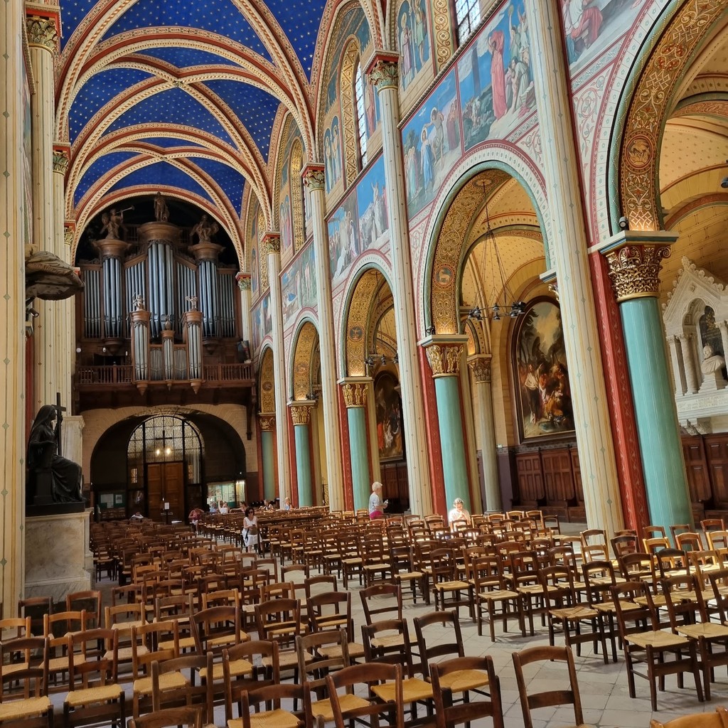 Église Saint-Germain-des-Prés (Source: Google Maps)