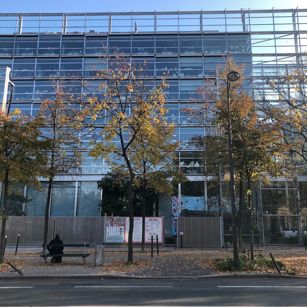 Fondation Cartier pour l'Art Contemporain (Source: Google Maps)