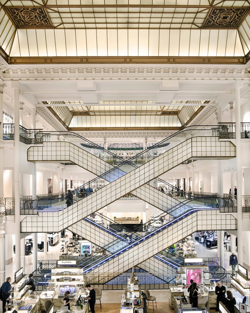 Le Bon Marché (Source: Google Maps)