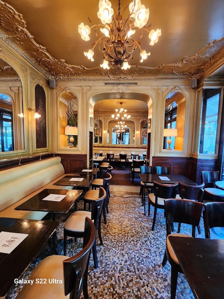 Le Square Trousseau (Source: Google Maps)