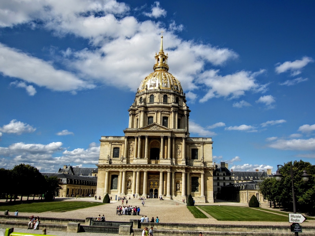 Les Invalides (Source: Google Maps)