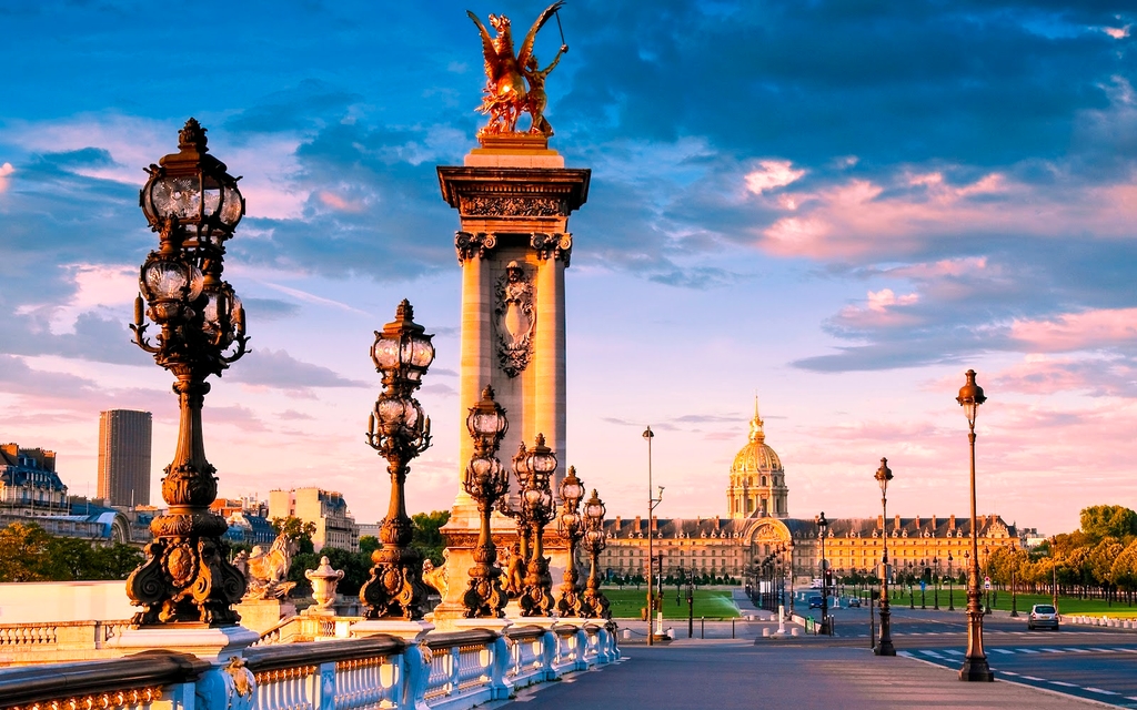 Pont Alexandre III (Source: Google Maps)