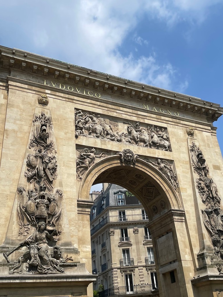 Porte Saint-Denis (Source: Google Maps)
