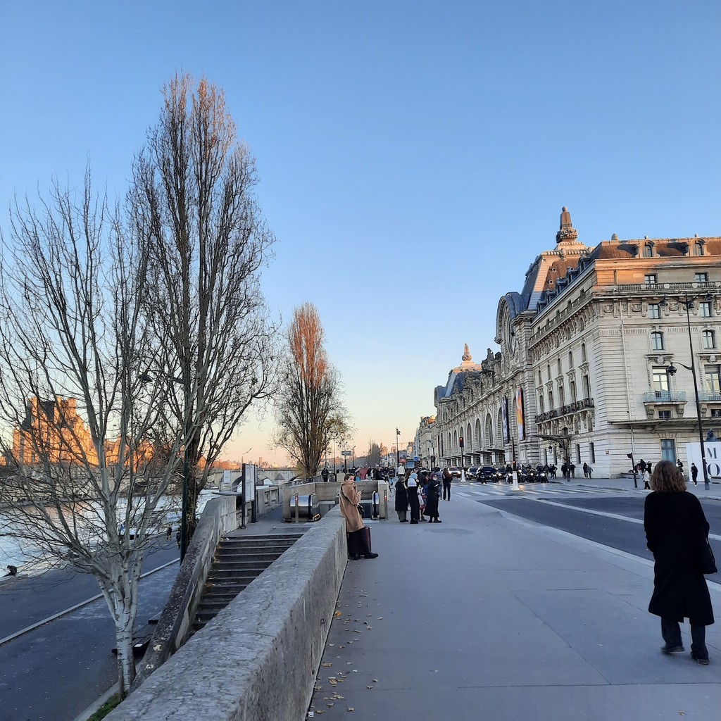 Quai Anatole France (Source: Google Maps)